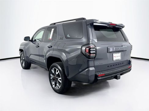 Used 2025 Toyota 4Runner TRD Sport AWD/4WD image 13