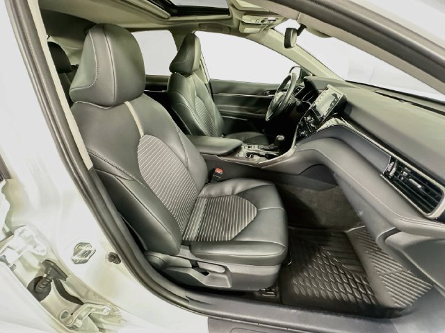 Used 2024 Toyota Camry SE w/ Cold Weather Package AWD/4WD image 28