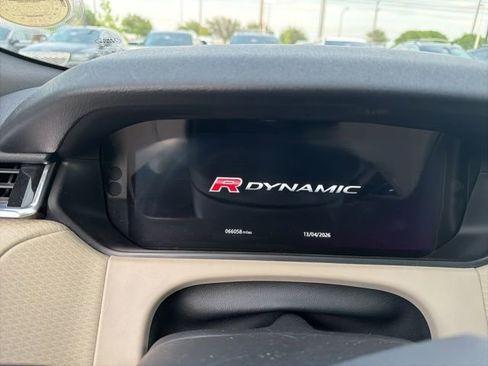 Used 2019 Land Rover Range Rover Velar R-Dynamic SE AWD/4WD image 5