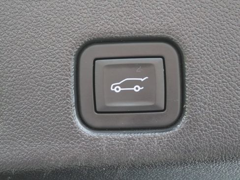 Used 2024 GMC Acadia AT4 w/ Super Cruise Package AWD/4WD image 12