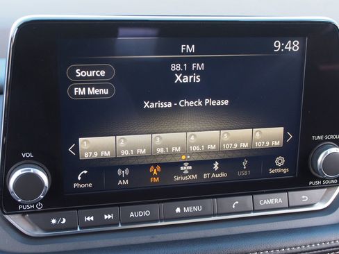 Used 2023 Nissan Rogue SV w/ SV Premium B Package image 26