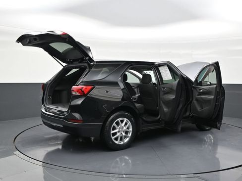 Used 2022 Chevrolet Equinox LT image 28
