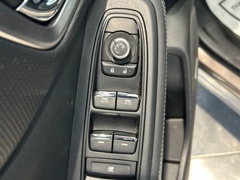 Used 2023 Subaru Forester Touring AWD/4WD image 8