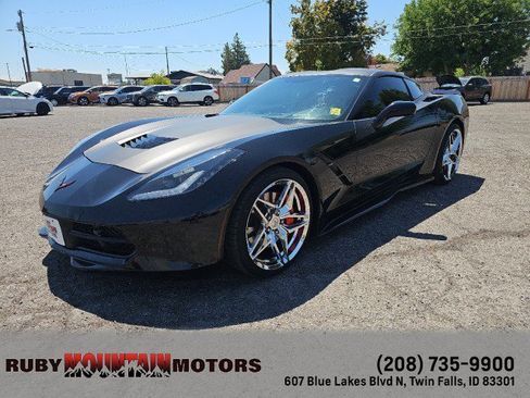 Used 2016 Chevrolet Corvette Stingray Coupe w/ 2LT Preferred Equipment Group RWD image 3