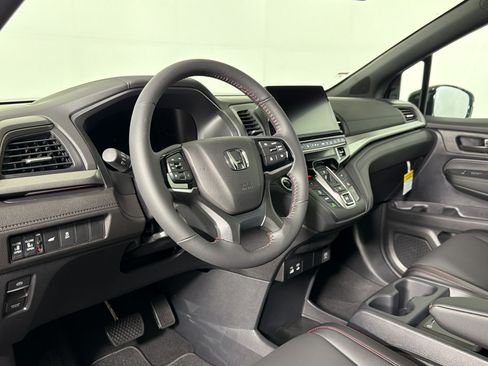 New 2026 Honda Odyssey Sport-L image 3