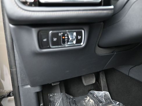 New 2025 Lincoln Aviator Reserve w/ Illumination Package RWD image 12