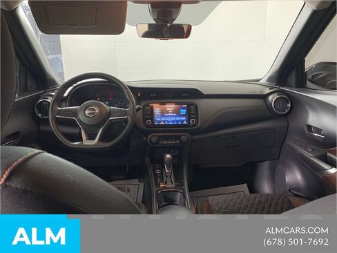 Used 2022 Nissan Kicks SR w/ Interior Electronics Package FWD image 32