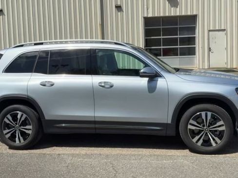 Certified 2026 Mercedes-Benz GLB 250 4MATIC image 3