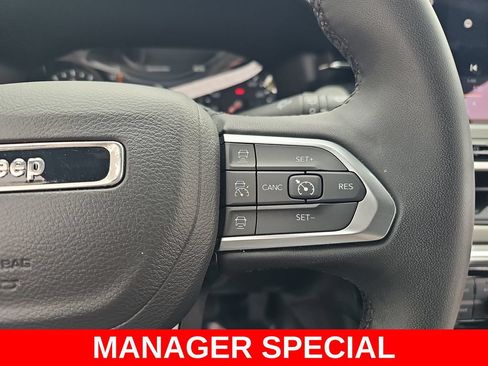 Used 2024 Jeep Compass Limited AWD/4WD image 17