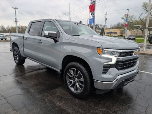 Used 2024 Chevrolet Silverado 1500 LT image 7