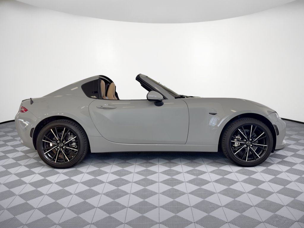 Used 2025 MAZDA MX-5 Miata RF Grand Touring RWD image 8