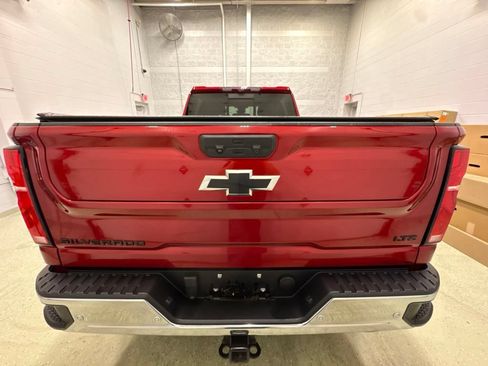 Used 2024 Chevrolet Silverado 3500 LTZ w/ LTZ Premium Package AWD/4WD image 5