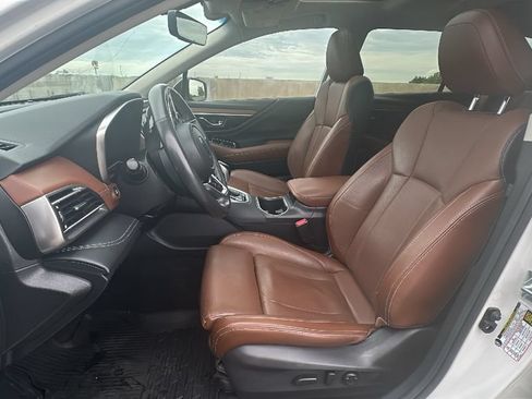 Used 2021 Subaru Outback Touring XT AWD/4WD image 4