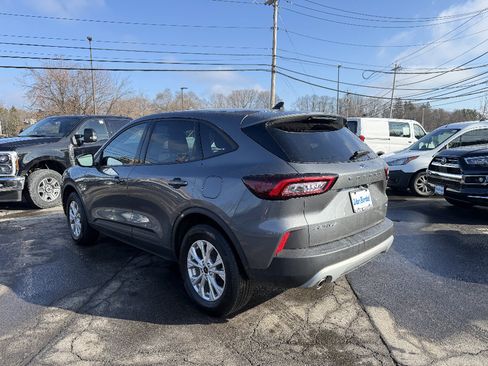 Used 2025 Ford Escape Active w/ Cold Weather Package image 3