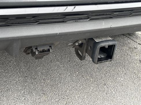 Used 2023 Audi SQ5 Premium Plus w/ Premium Plus Package image 38