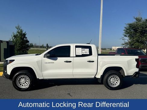 Used 2025 Chevrolet Colorado W/T w/ Advanced Trailering Package RWD image 4