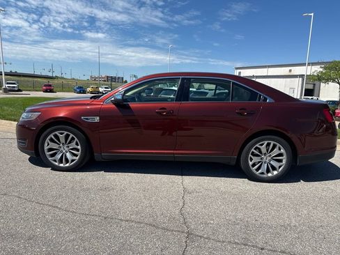 Used 2015 Ford Taurus Limited FWD image 4