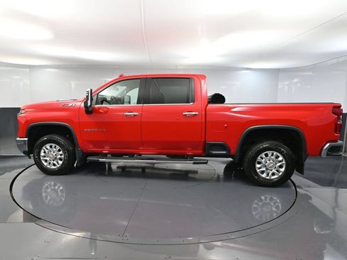 Used 2024 Chevrolet Silverado 2500 LTZ w/ LTZ Plus Package AWD/4WD image 11
