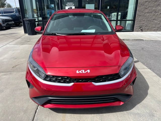 Used 2023 Kia Forte LXS FWD image 3