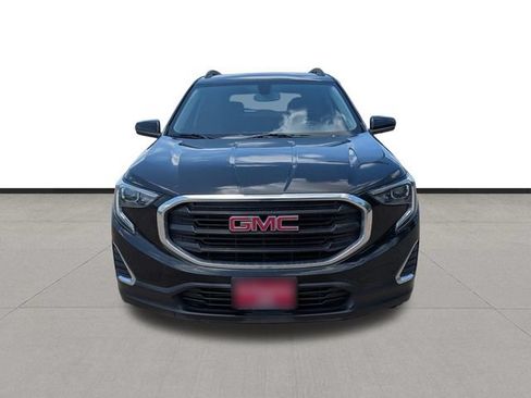 Used 2018 GMC Terrain SLE w/ Driver Convenience Package FWD image 2