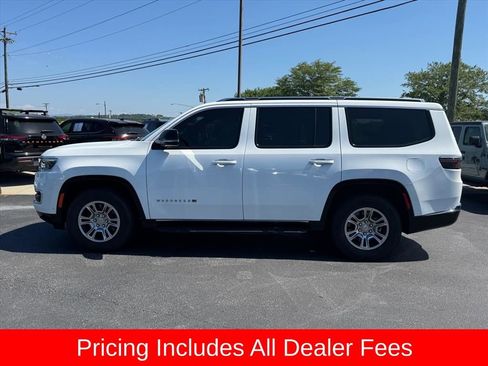 Used 2024 Jeep Wagoneer 2WD image 6