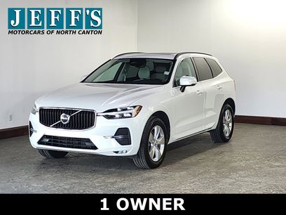 Used 2022 Volvo XC60 B5 Momentum