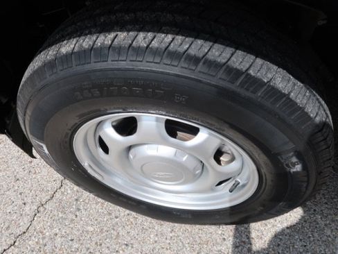 Used 2018 Ford F150 XL RWD image 12