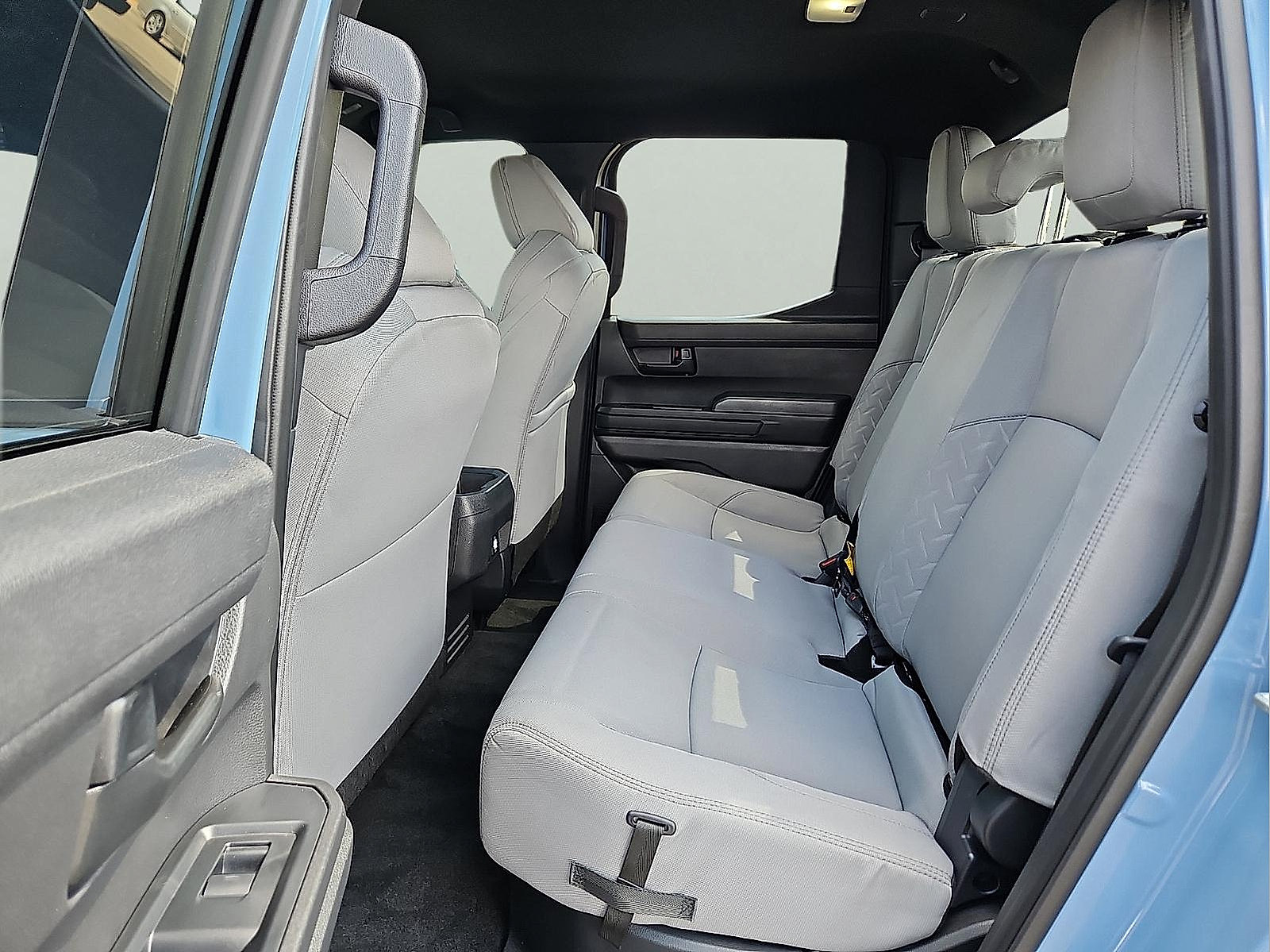 Certified 2026 Toyota Tacoma SR5 AWD/4WD image 10