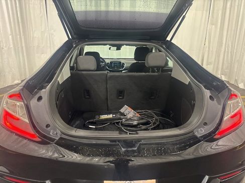 Used 2018 Chevrolet Volt LT image 10