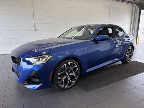 New 2025 BMW 230i xDrive Coupe w/ M Sport Package image 4