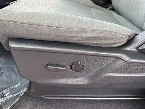 Used 2023 Ford F150 XLT AWD/4WD image 13