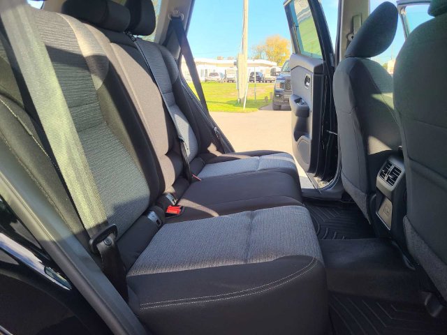 Used 2023 Nissan Rogue SV AWD/4WD image 22
