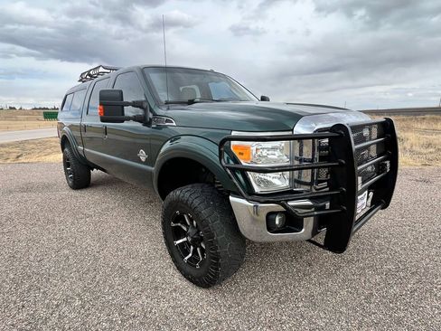 Used 2011 Ford F250 Lariat w/ FX4 Off Road Pkg image 8