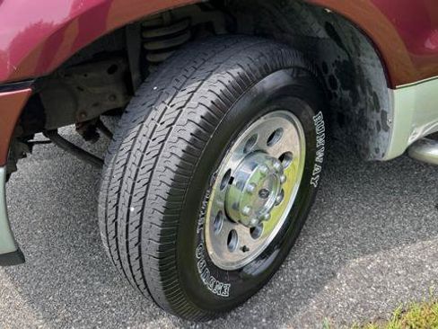 Used 2006 Ford F250 XL RWD image 10
