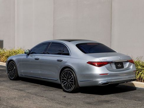 Used 2023 Mercedes-Benz S 580 S 580 image 3
