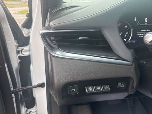 Used 2022 Buick Enclave Premium FWD image 14