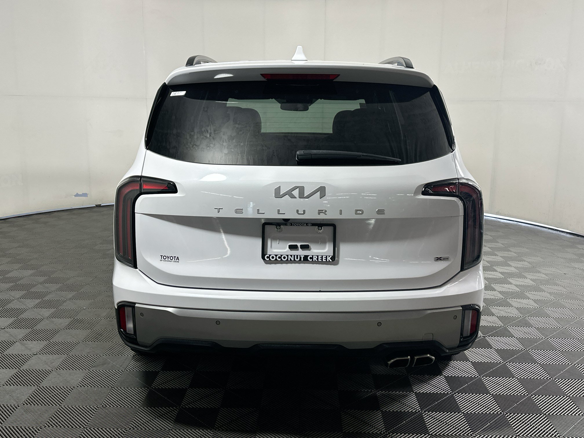 Used 2023 Kia Telluride SX X-Pro AWD/4WD image 4