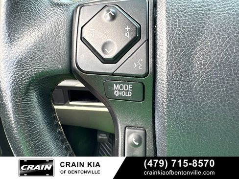 Used 2018 Toyota Sequoia SR5 AWD/4WD image 24