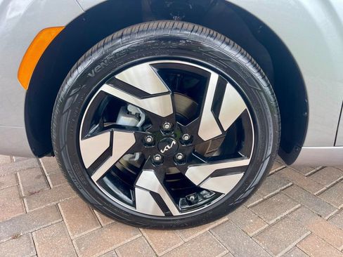 Used 2025 Kia Soul GT-Line image 10