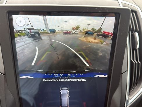 Certified 2024 Ford Edge Titanium AWD/4WD image 21