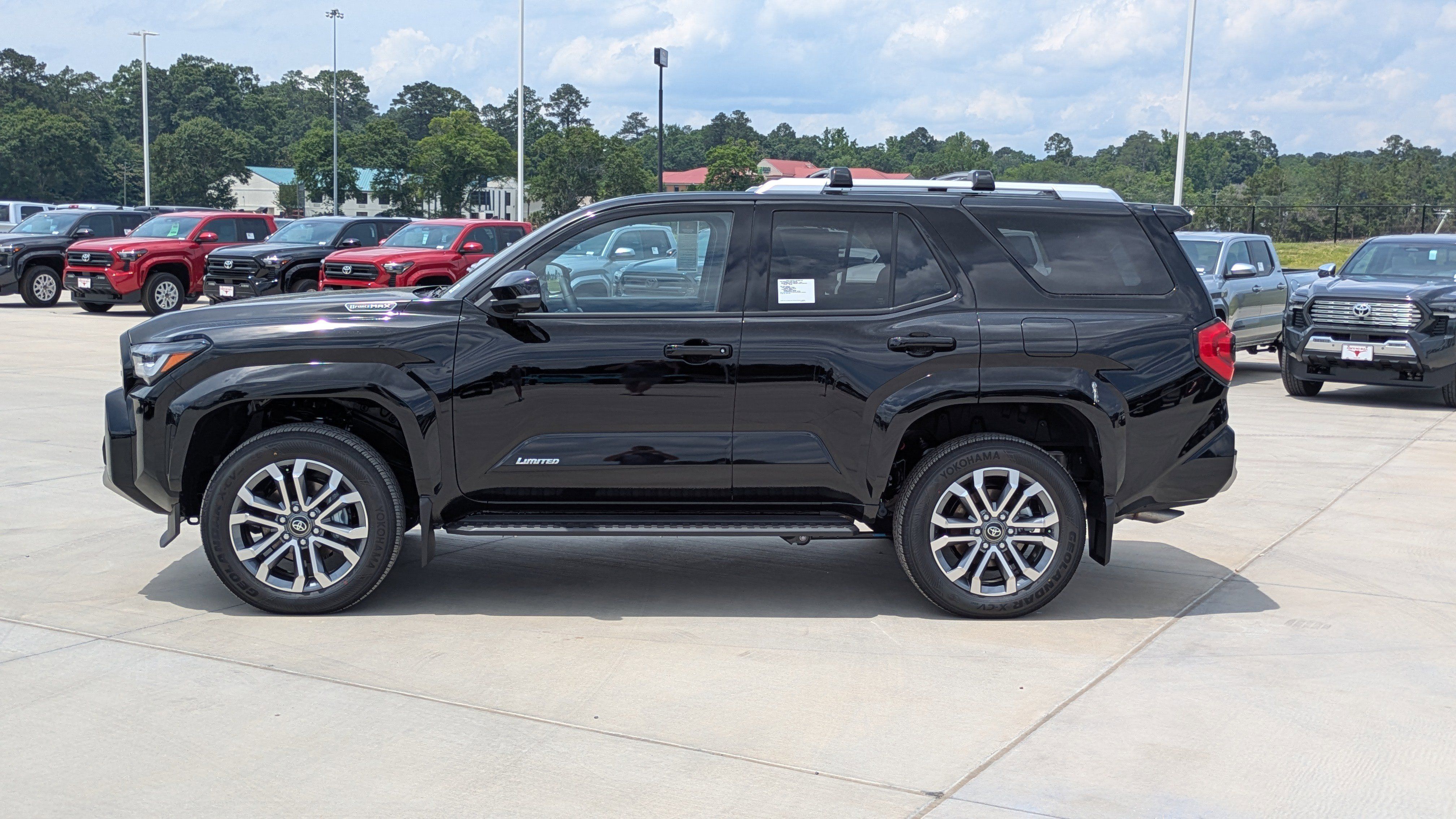 New 2026 Toyota 4Runner Limited AWD/4WD image 2