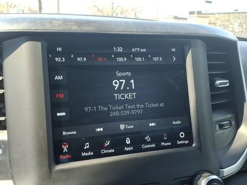 Used 2021 RAM 1500 Big Horn AWD/4WD image 18