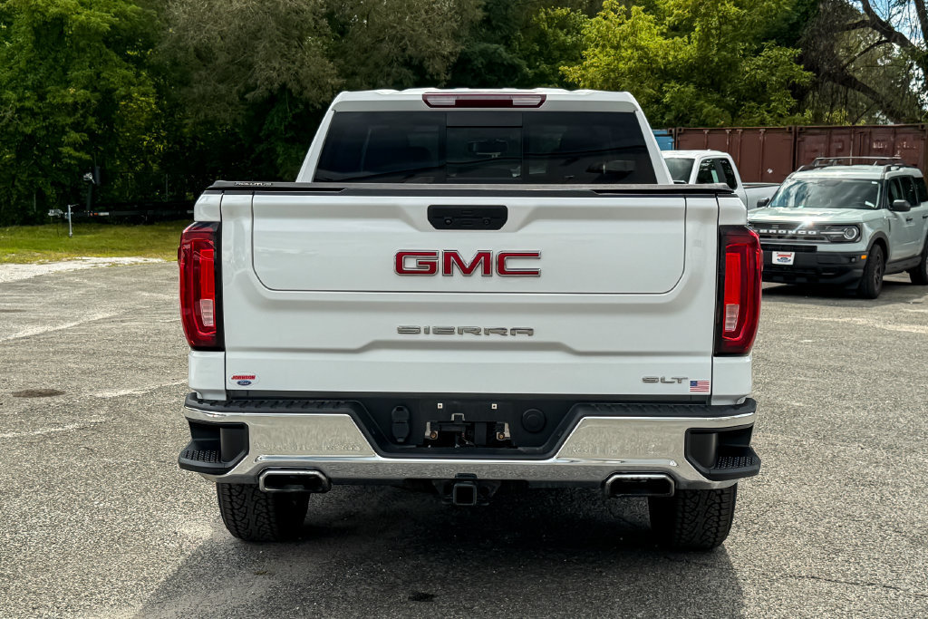 Used 2022 GMC Sierra 1500 SLT w/ SLT Premium Package AWD/4WD image 4