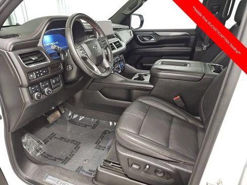 Used 2023 Chevrolet Suburban RST w/ Luxury Package AWD/4WD image 14