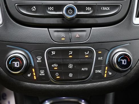 Used 2023 Chevrolet Malibu LT image 29