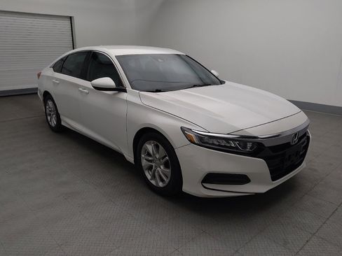Used 2018 Honda Accord LX image 11