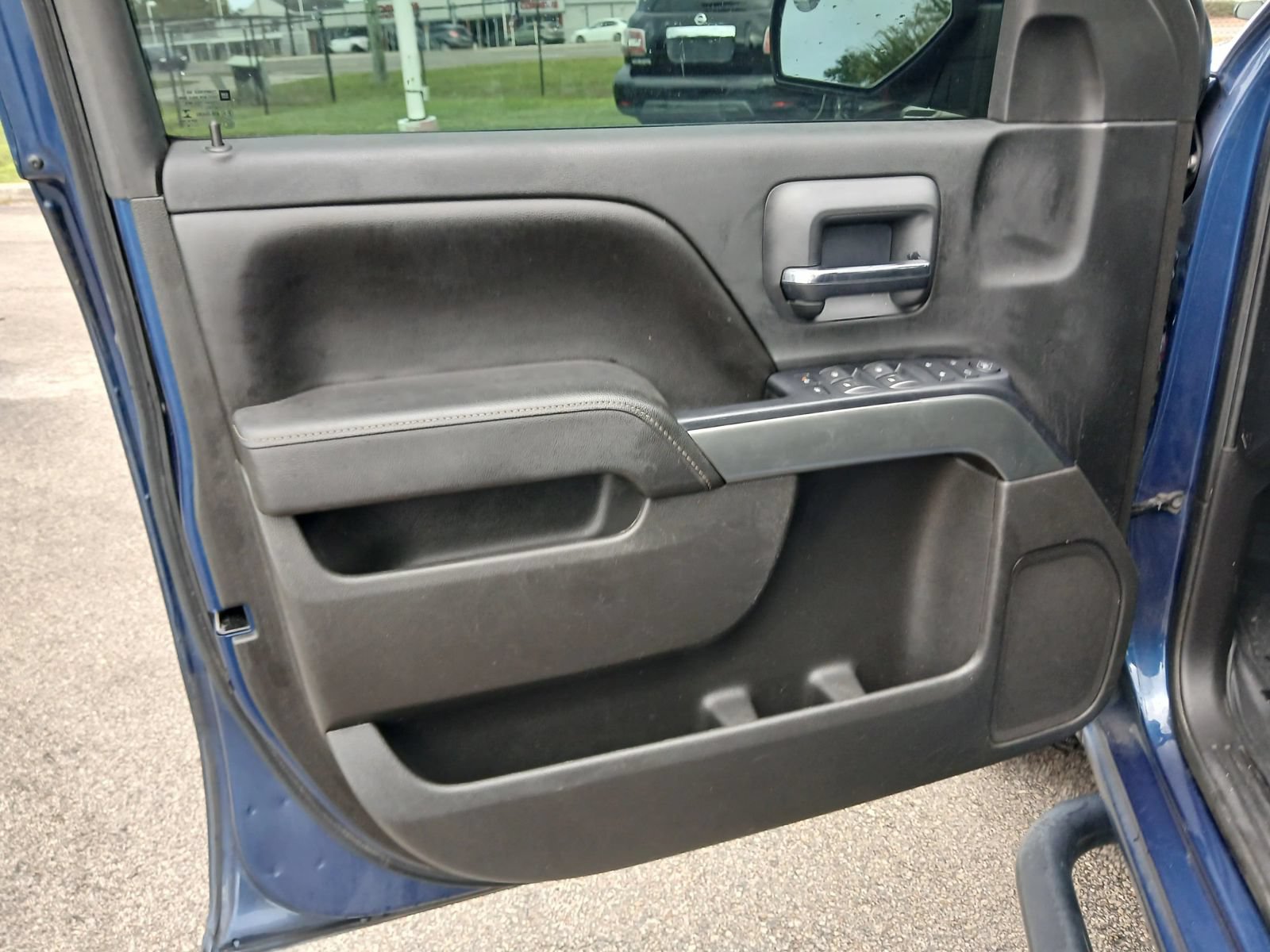 Used 2016 Chevrolet Silverado 1500 LT w/ Texas Edition RWD image 10