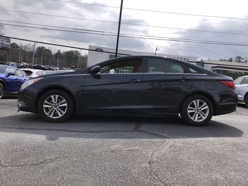 Used 2013 Hyundai Sonata GLS w/ Popular Equipment Pkg image 2