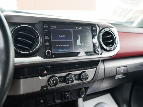Used 2022 Toyota Tacoma SR5 RWD image 7