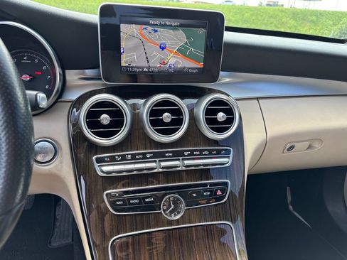 Used 2015 Mercedes-Benz C 300 Sedan image 10